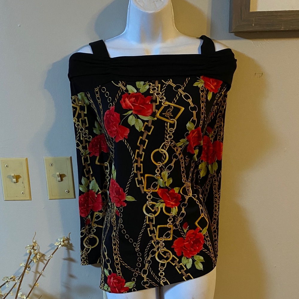 Cold shoulder top